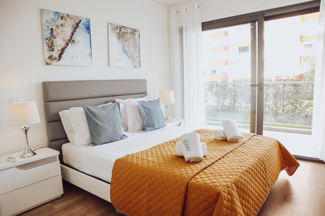 Sunshine By Algest Apartment Portimao Luaran gambar