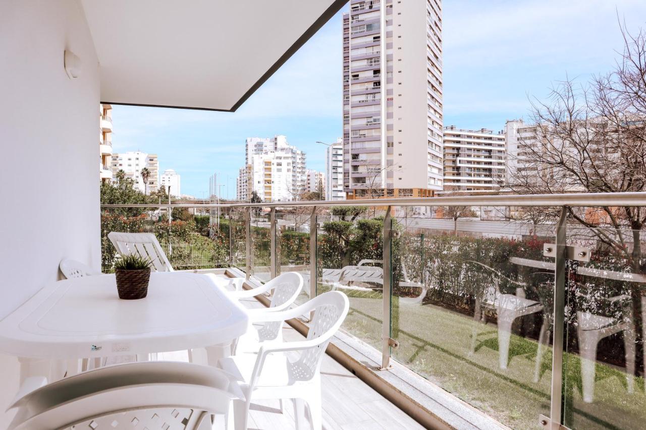 Sunshine By Algest Apartment Portimao Luaran gambar
